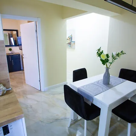 Dommy&gabby Apartman *